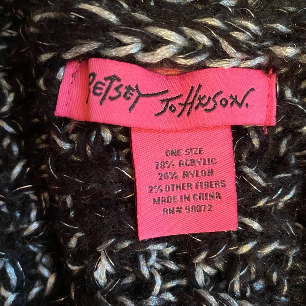 BETSEY JOHNSON SCARF WRAP NECK SHOULDER COVER ACCESSORY BLACK SILVER PEARL BEADS